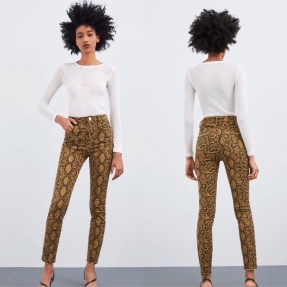 Zara Denim - Zara Mob Wife High Rise Snakeskin Printed Jeans 4